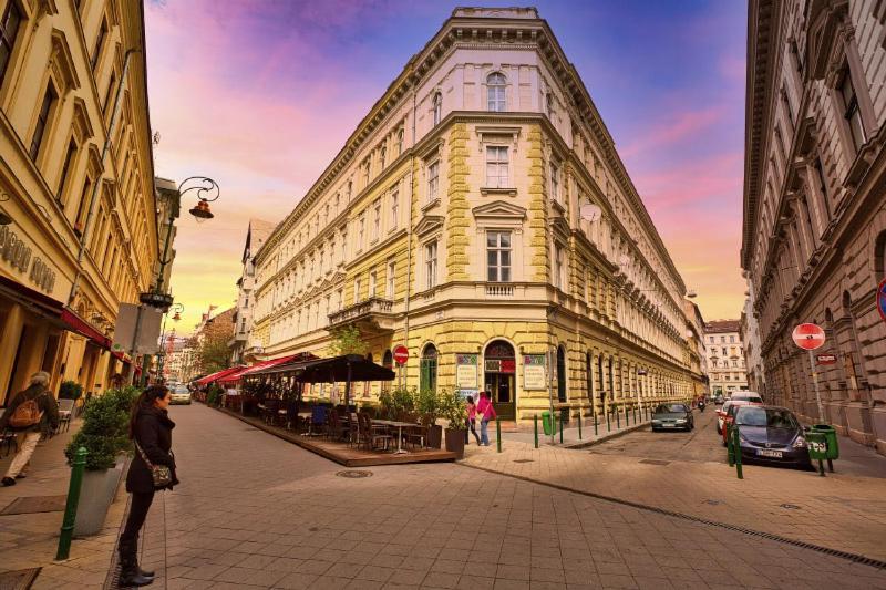Lovely Apartment On Raday Corso Budapest Exterior foto